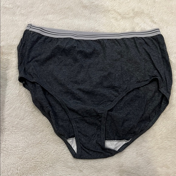 Fruit of the Loom Heathers Briefs - 8 pairs size 9/2X - Picture 2 of 6